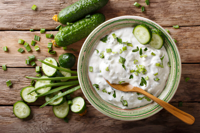 Cucumber-Mint Yogurt Dip