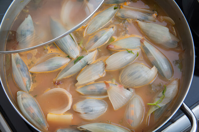 Steamed Clams in Garlic Saffron Broth