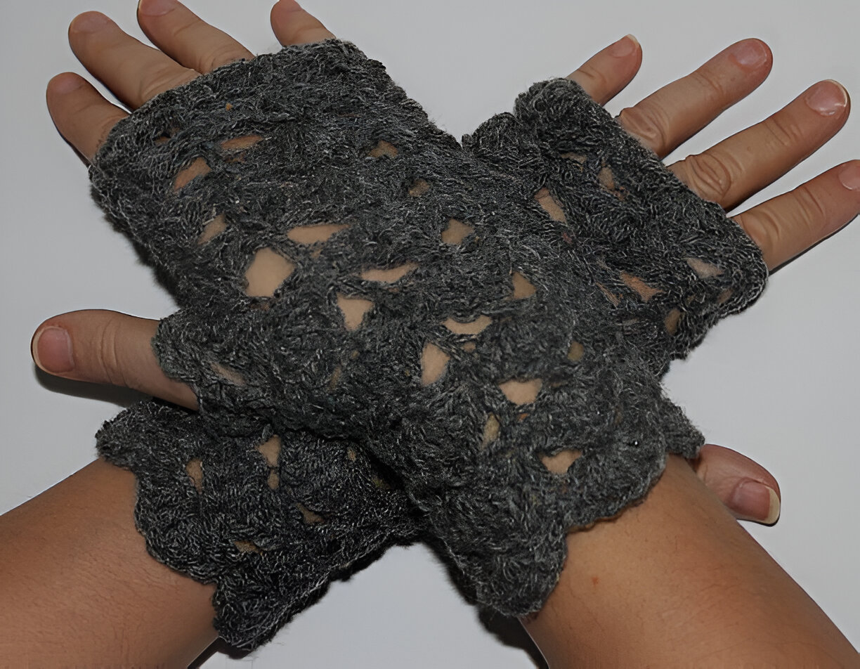 Recycled Craft: Fingerless Mittens – Whole Living Live Green