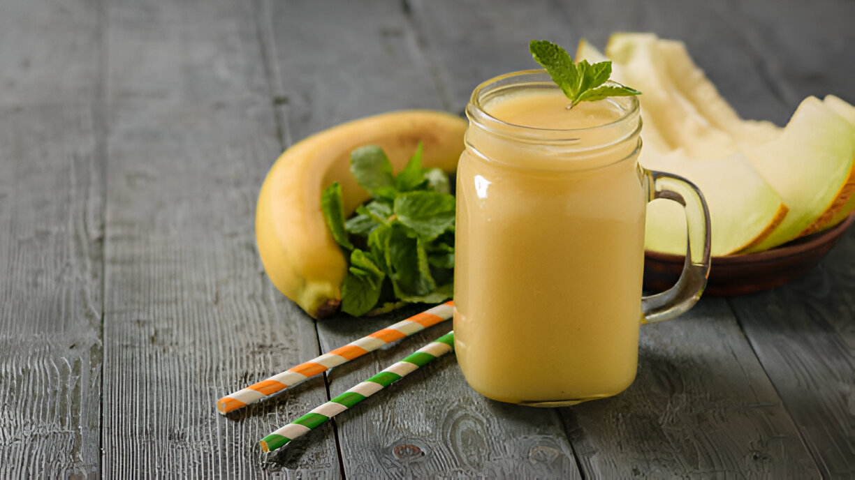 Mango-Tahini Smoothie | Whole Living