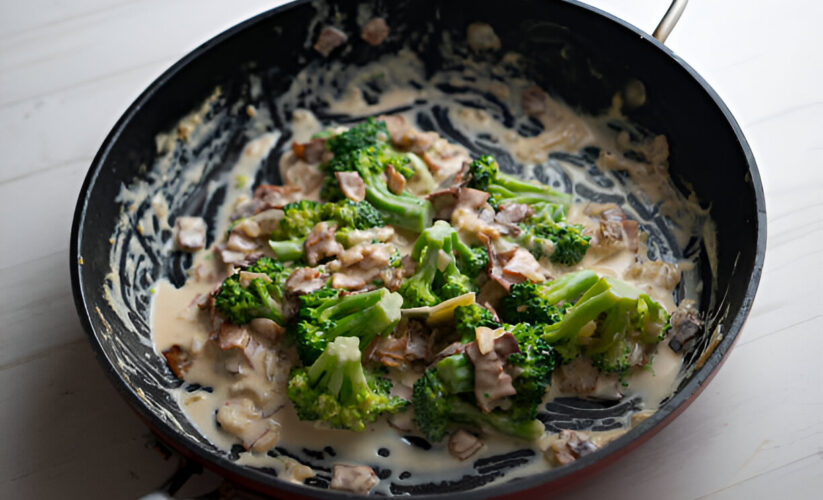 Baked Shells and Broccoli with Ham and Cheesy-Creamy Cauliflower Sauce – Whole Living Eat Well