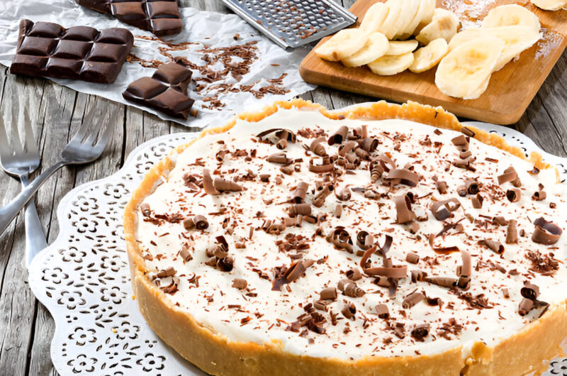 Banana, Coconut, and Cashew-Cream Tart