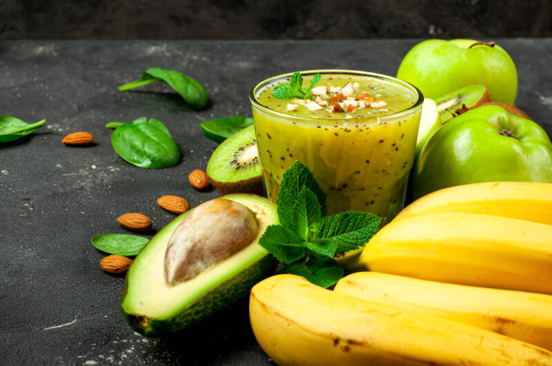 Avocado-Pear Smoothie