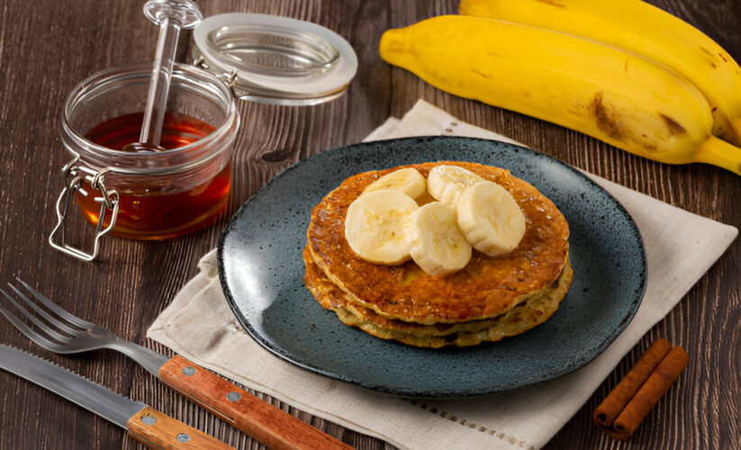 Banana-Oat Pancakes | Whole Living Eat Well