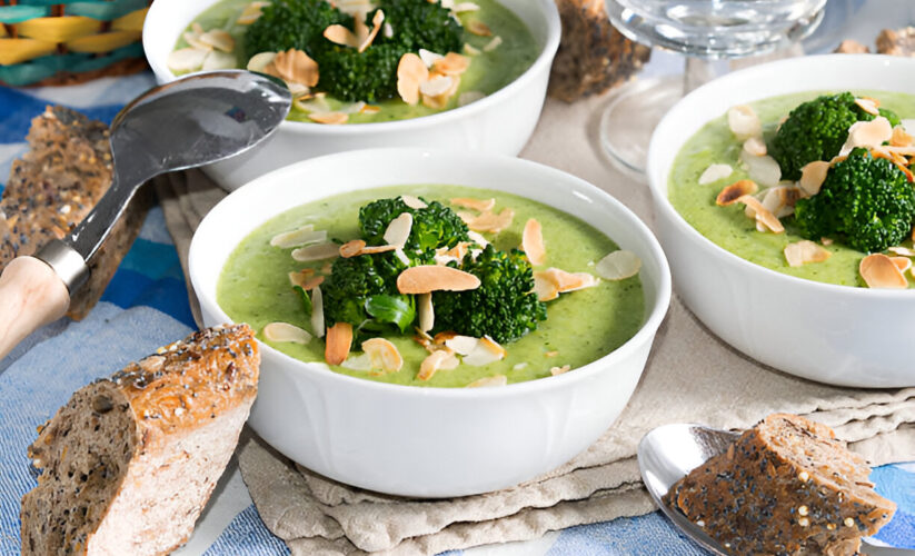 Broccoli-Spinach Soup with Avocado Toasts – Whole Living Eat Well