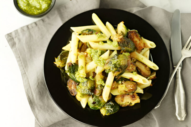 Broccoli Rabe Pesto with Whole-Wheat Pasta and Turkey Sausage