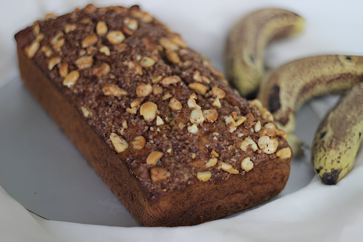 Banana Bread with Walnuts and Flaxseed