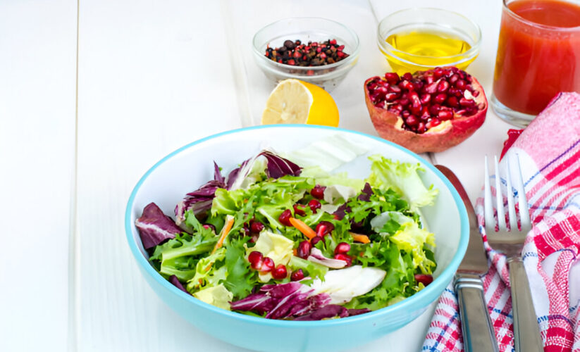 Spinach Salad with Pomegranate and Avocado – Whole Living Eat Well