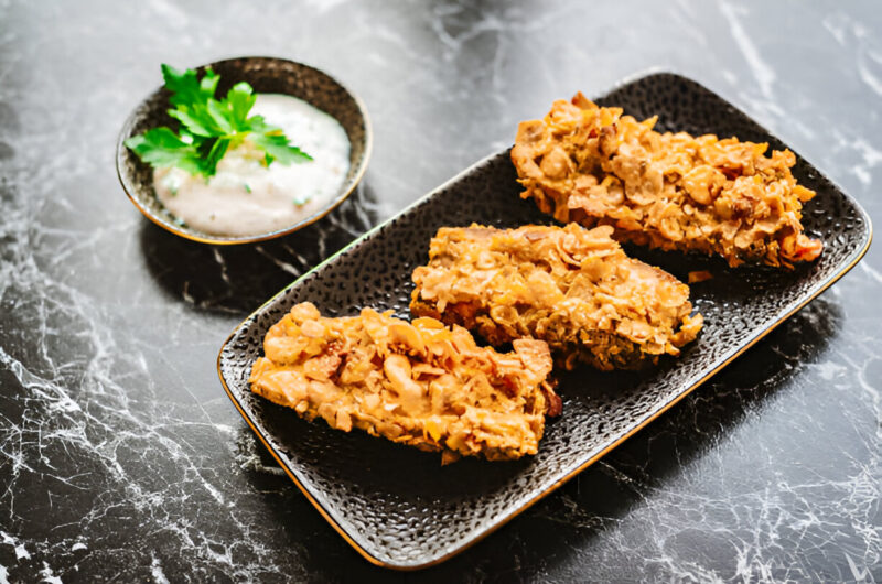 Crunchy Chicken Tenders with Herb-Buttermilk Dressing