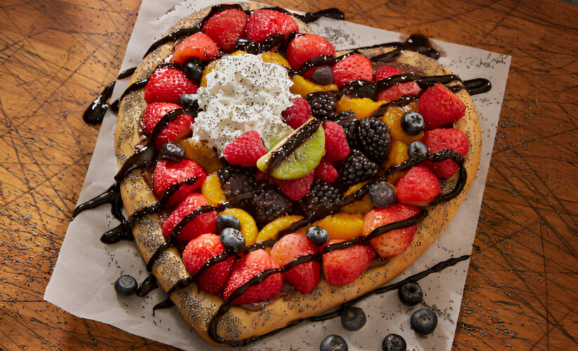 Berry ”Pizza” – Whole Living Eat Well