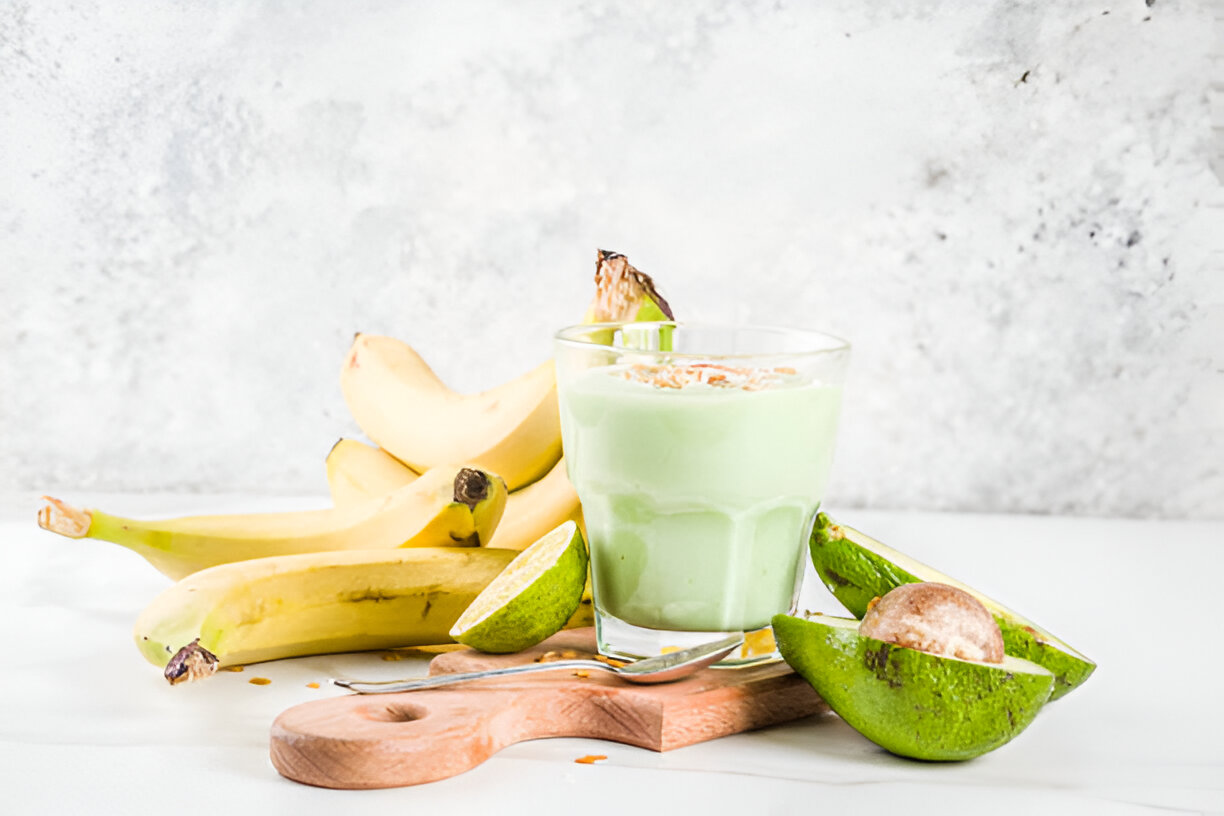 Pear, Oat, Cinnamon, and Ginger Shakes | Whole Living Eat Well