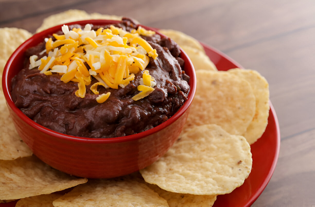 Black Bean Salsa with Tortilla Chips – Whole Living Eat Well