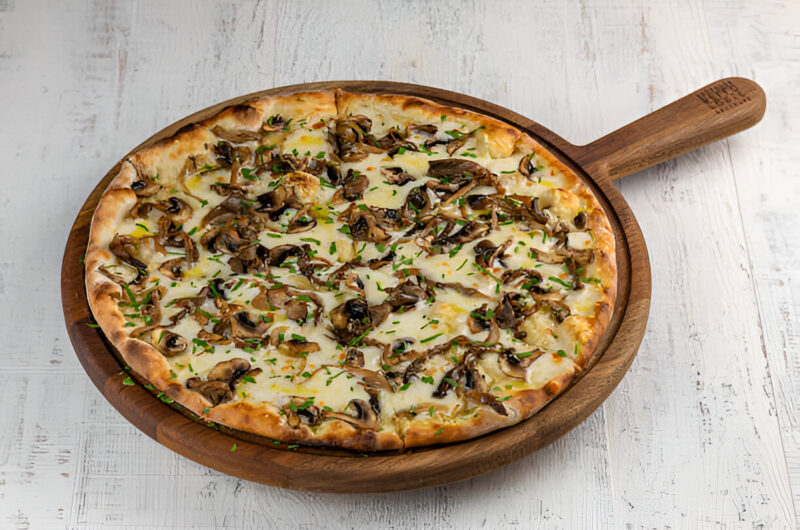 Mushroom Leek Pizza