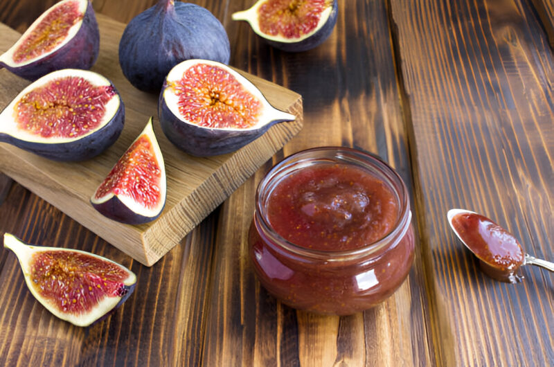 Honey-Caramelized Figs with Yogurt