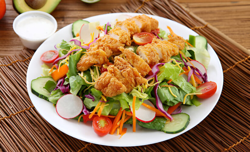 Chicken Salad with Tomatoes and Cucumber