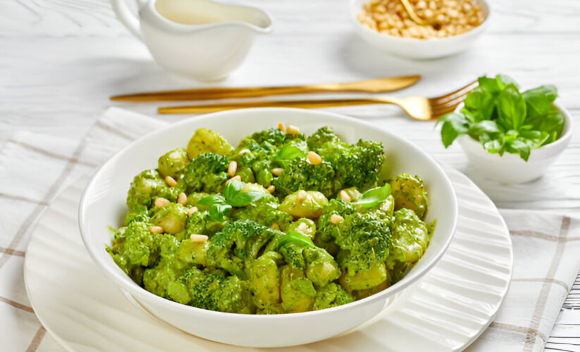 Crispy Broccoli Rabe, Chickpea, and Fresh Ricotta Salad | Whole Living Eat Well