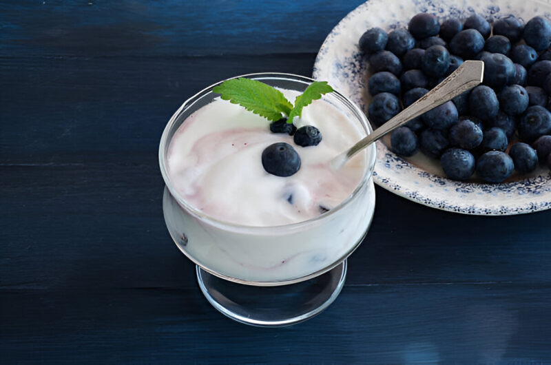 Blueberry Yogurt Fool