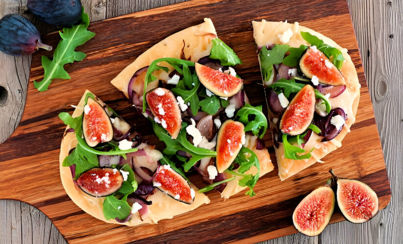 Pizza with Fresh Figs, Ricotta, Thyme, and Honey – Whole Living Eat Well