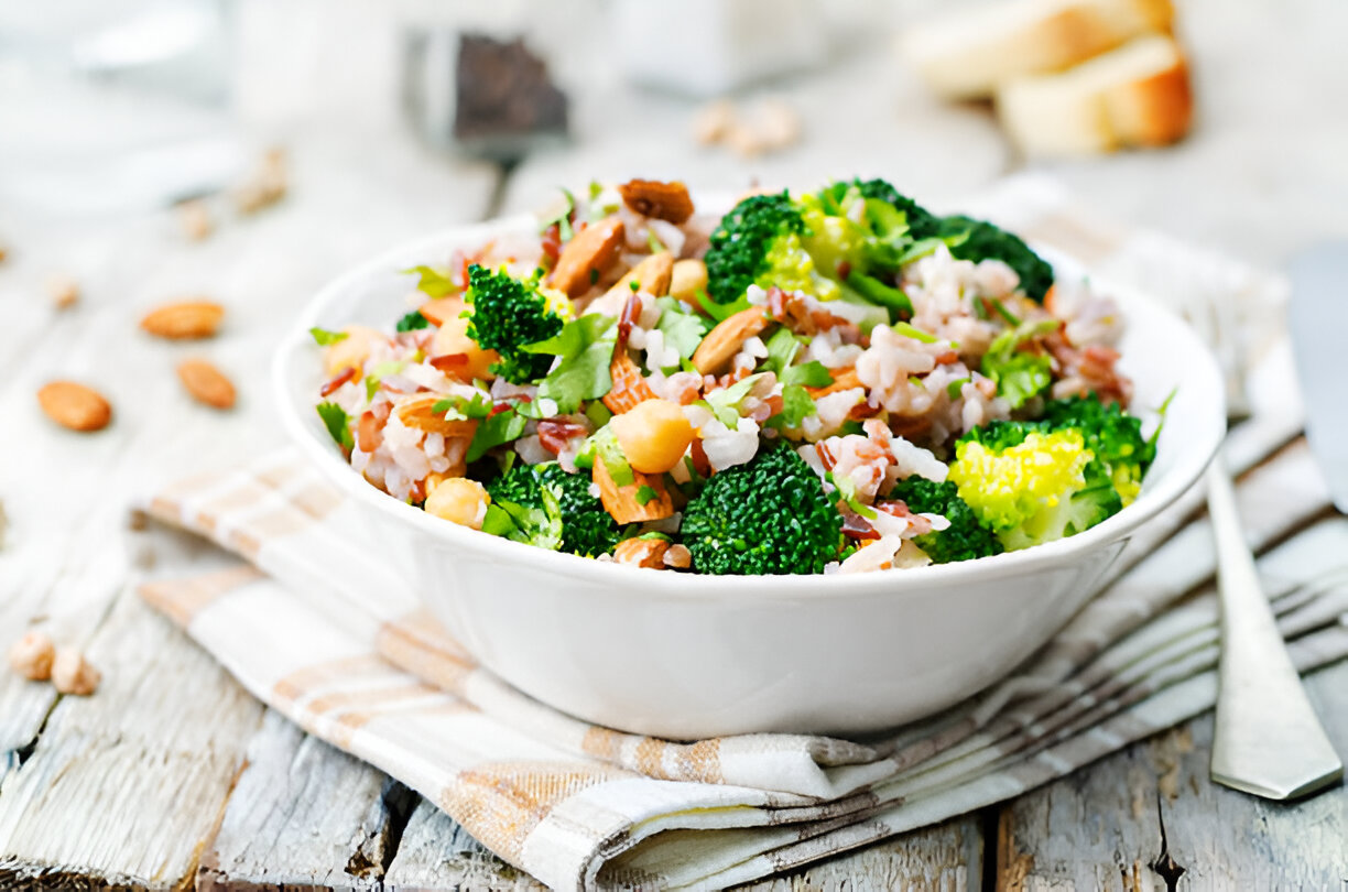 Broccoli and Chickpea Salad | Whole Living