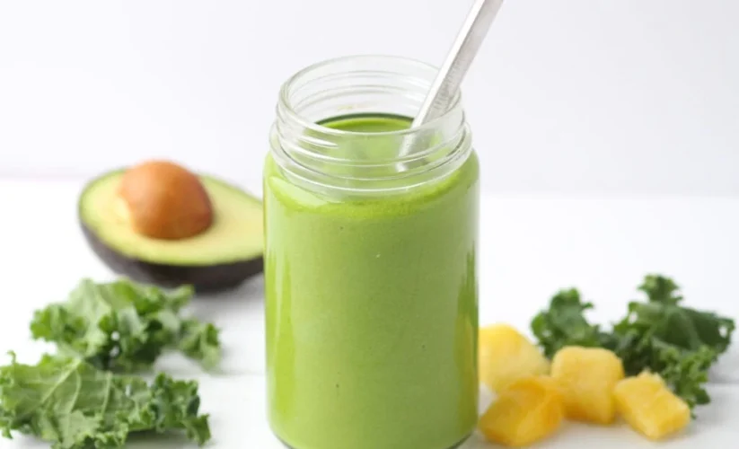 Kale, Pineapple, and Almond-Milk Smoothie – Whole Living Eat Well