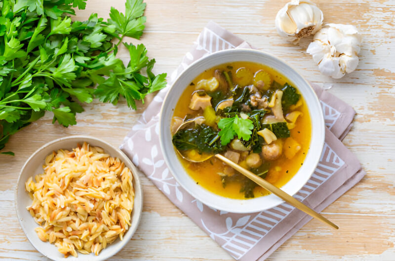 Miso Soup with Tofu and Kale