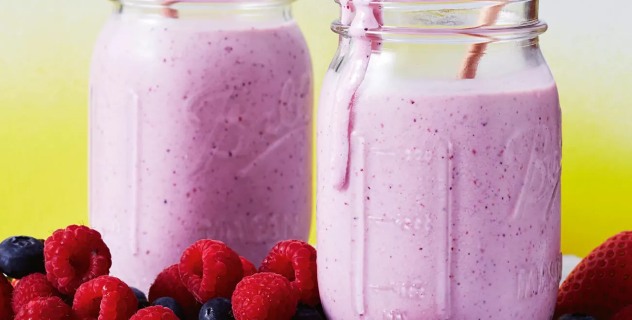 Fuel Your Day: Easy 5-Minute Smoothie!