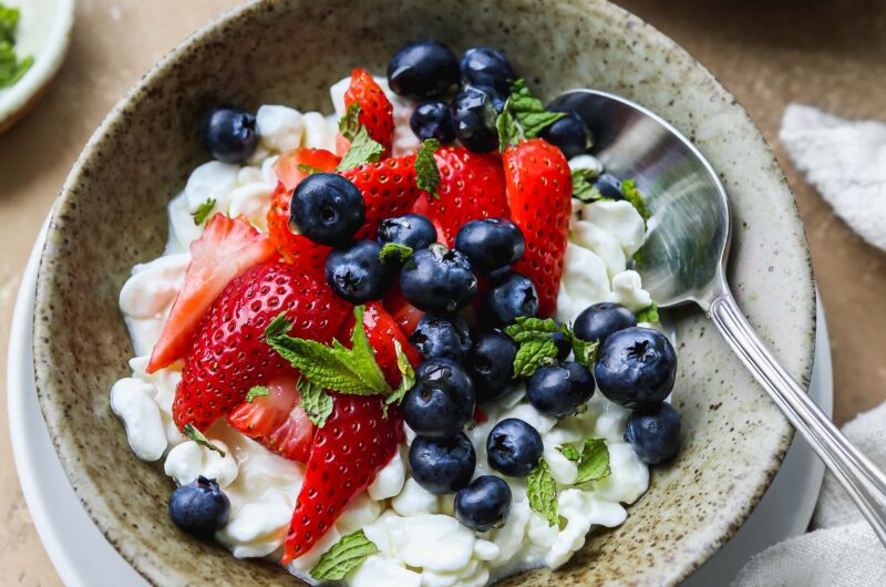 Cottage Cheese and Fruit