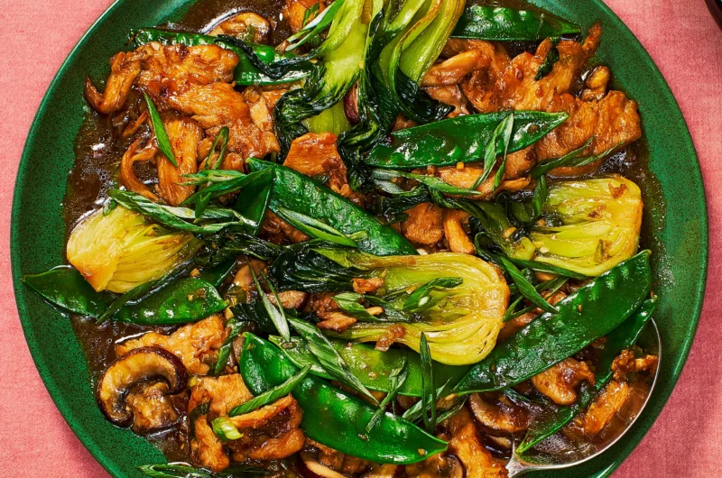 Steamed Broccoli with Miso-Sesame Sauce