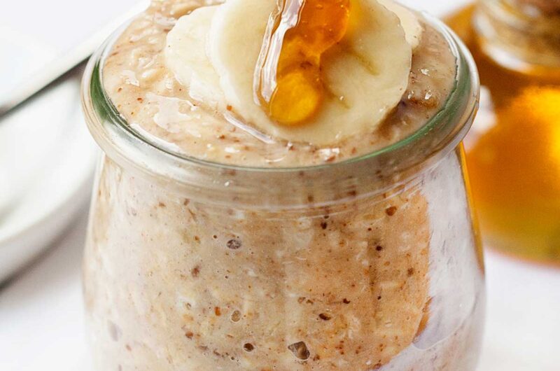 Instant Oatmeal with Almond Milk, Banana, and Honey