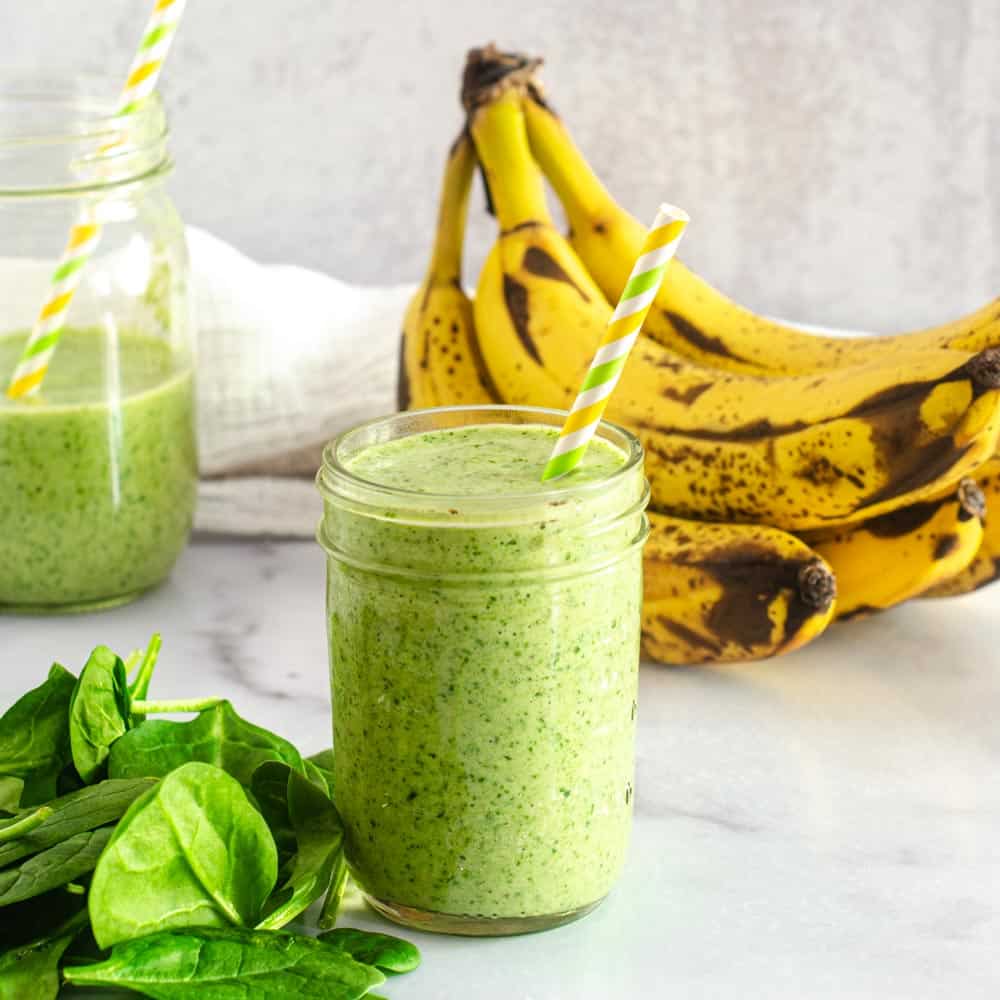 Smoothie with Banana, Spinach, and Almond Milk | Whole Living Eat Well